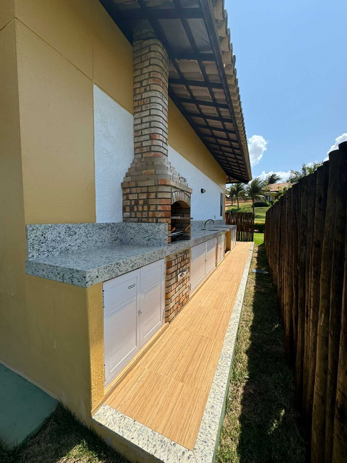 CHALÉ BEIRA-MAR À VENDA EM ZUMBI/RN – CONDOMÍNIO FECHADO COM SEGURANÇA 24H, foto 3 de 5